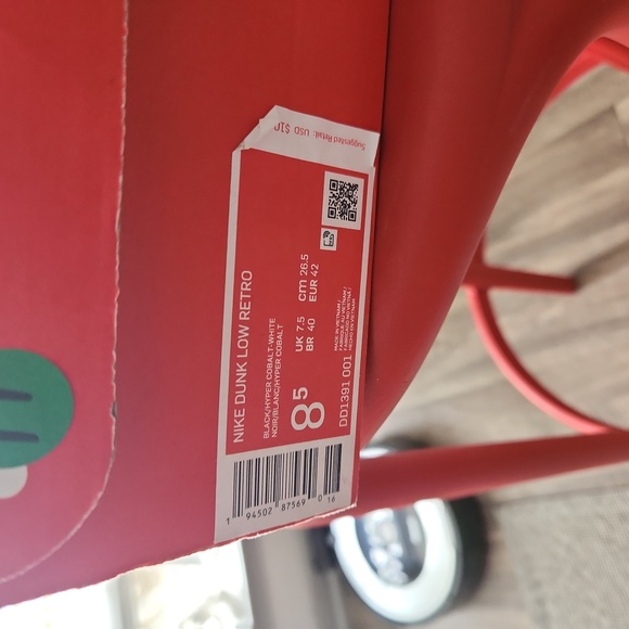 Dunks - Picture 2 of 7